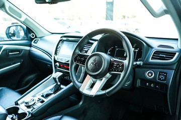 https://vehicle-cdn.autoleague.cloud/28170_117134_15.jpg