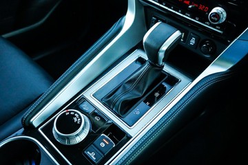 https://vehicle-cdn.autoleague.cloud/28170_117134_22.jpg