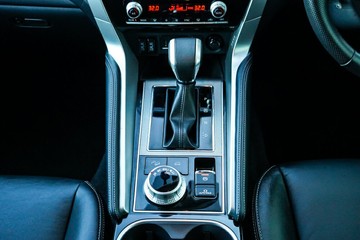 https://vehicle-cdn.autoleague.cloud/28170_117134_24.jpg