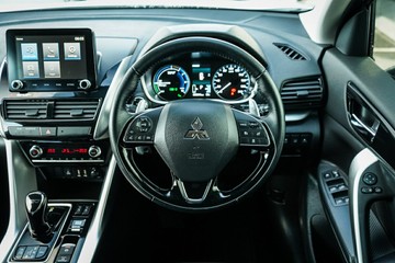 https://vehicle-cdn.autoleague.cloud/28170_117381_12.jpg