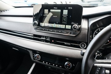 https://vehicle-cdn.autoleague.cloud/28170_117604_13.jpg