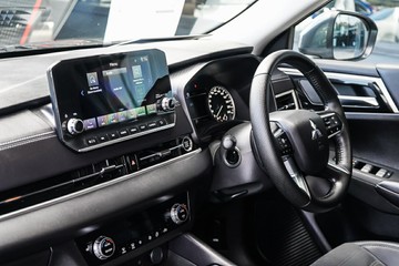 https://vehicle-cdn.autoleague.cloud/28170_117604_16.jpg