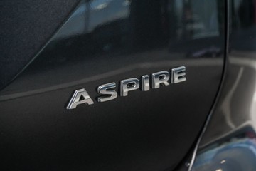 https://vehicle-cdn.autoleague.cloud/28170_117604_9.jpg