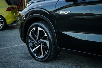 https://vehicle-cdn.autoleague.cloud/28170_118132_3.jpg