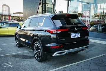 https://vehicle-cdn.autoleague.cloud/28170_118132_4.jpg