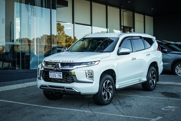 https://vehicle-cdn.autoleague.cloud/28170_118470_1.jpg