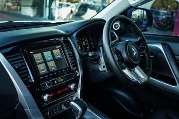 https://vehicle-cdn.autoleague.cloud/28170_118470_15.jpg