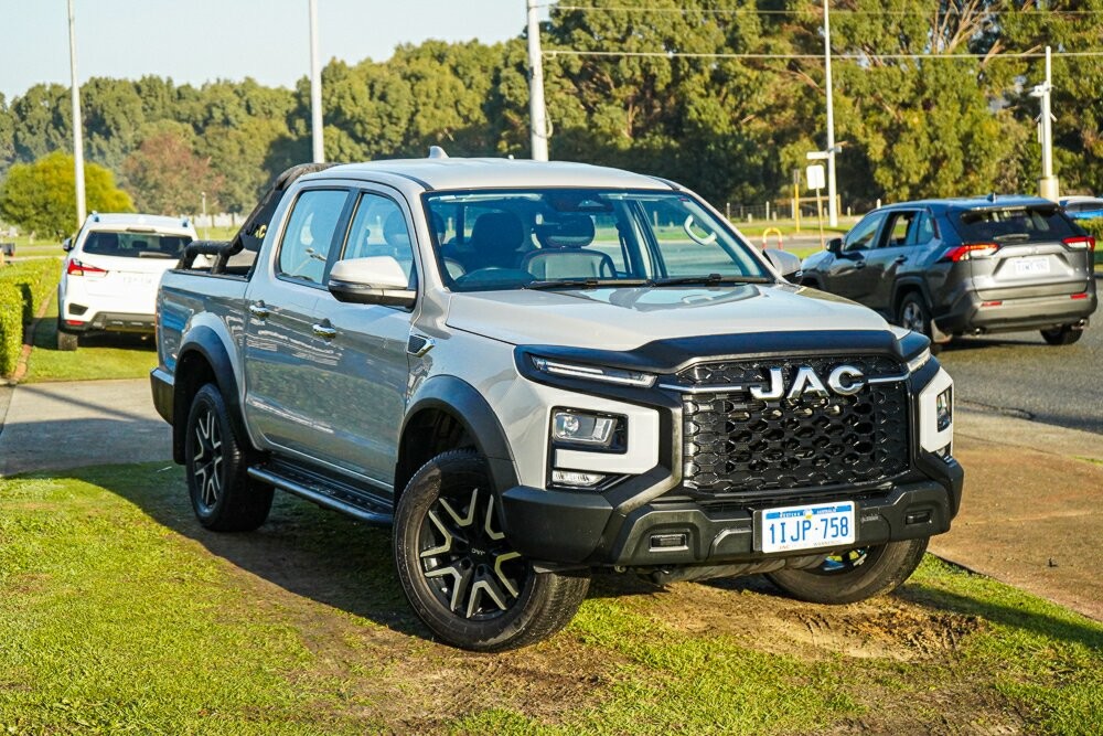Jac T9 image 1