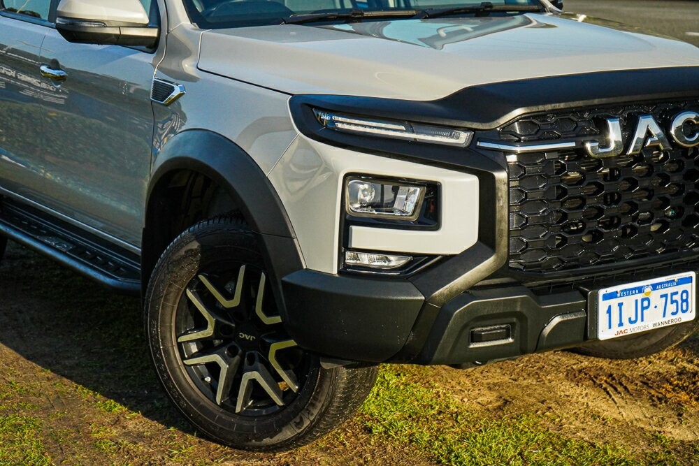 Jac T9 image 2