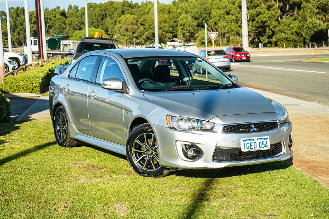 Mitsubishi Lancer image 1