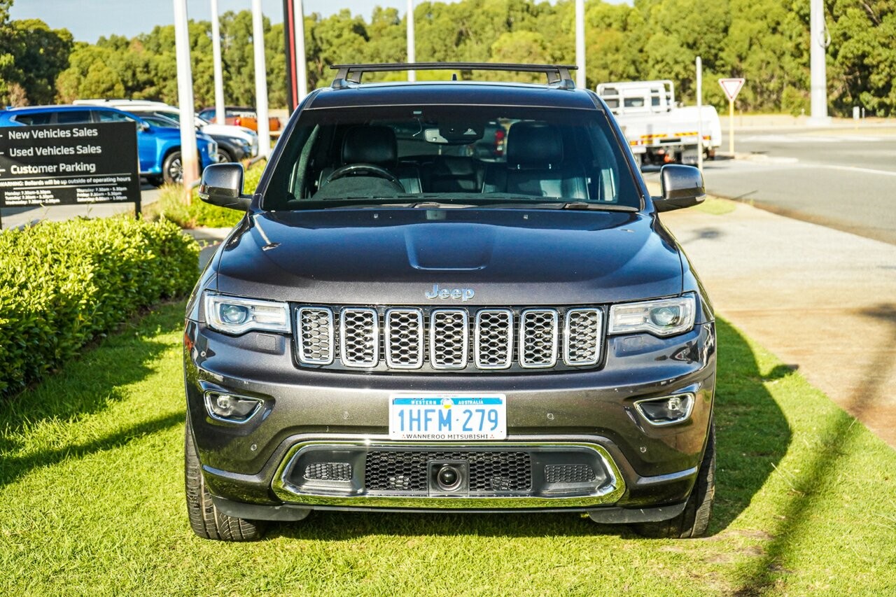 Jeep Grand Cherokee image 2