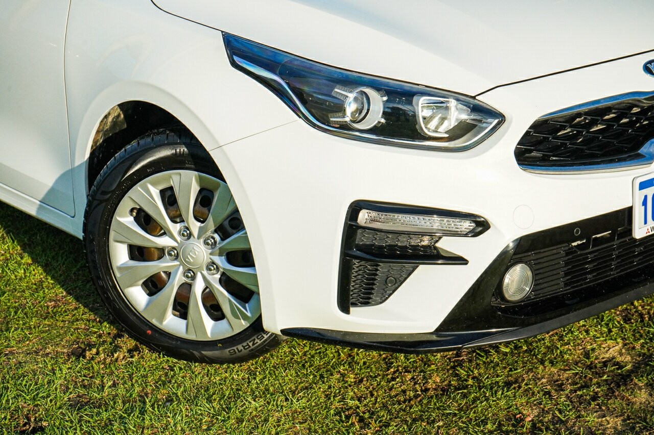 Kia Cerato image 2