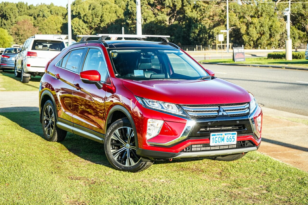 Mitsubishi Eclipse Cross image 1