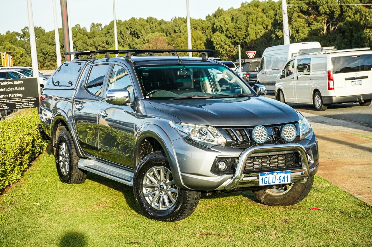 Mitsubishi Triton image 1