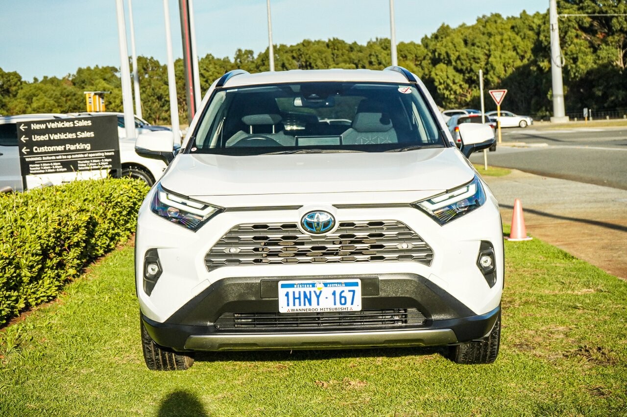 Toyota Rav4 image 3