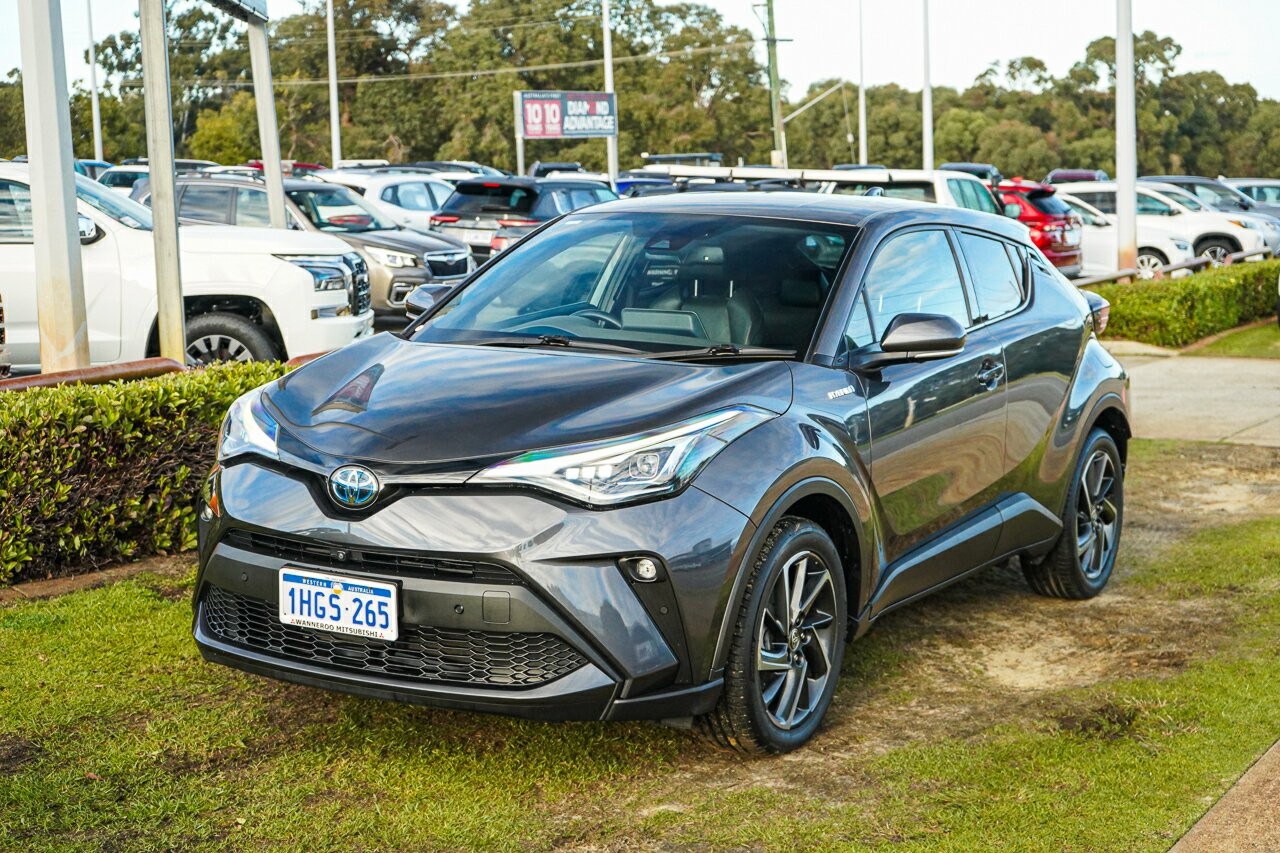 Toyota C-hr image 4