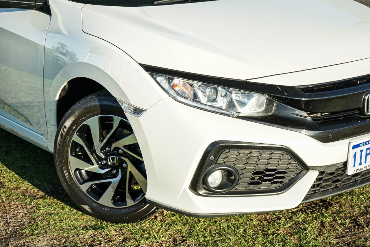 Honda Civic image 2