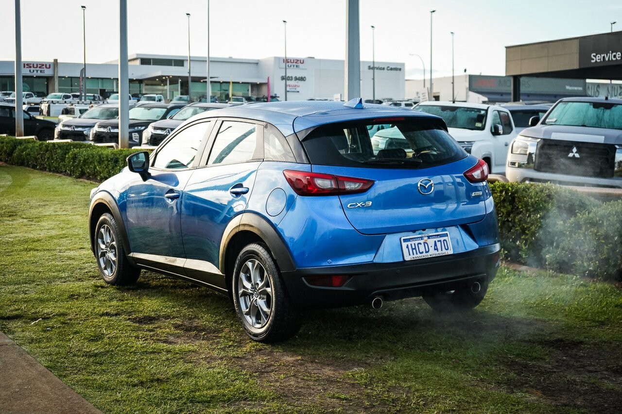 Mazda Cx-3 image 4