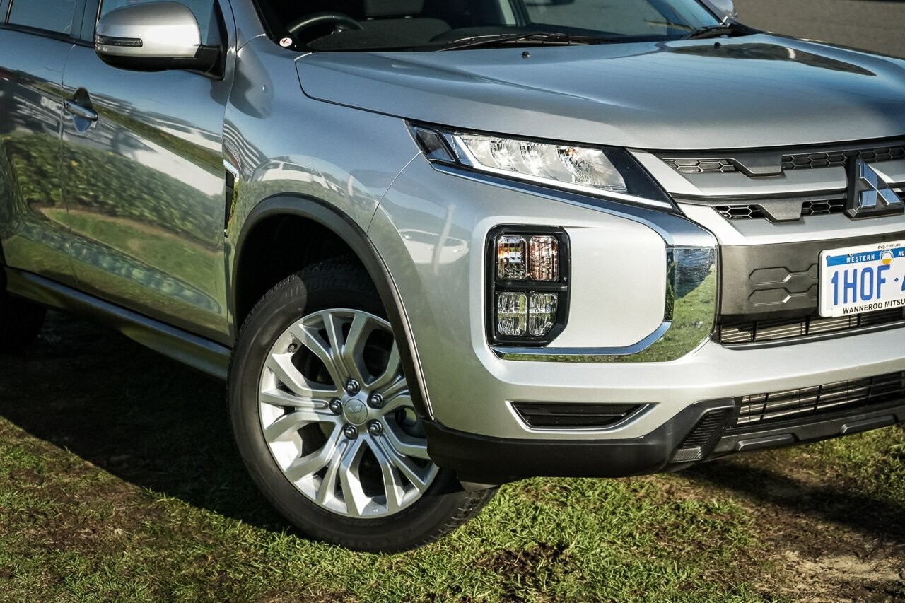 Mitsubishi Asx image 2