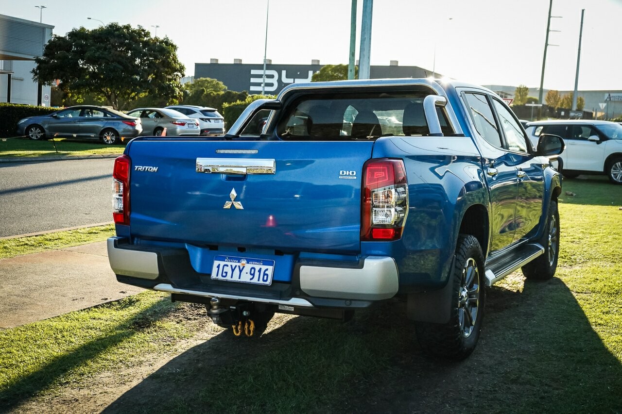 Mitsubishi Triton image 4
