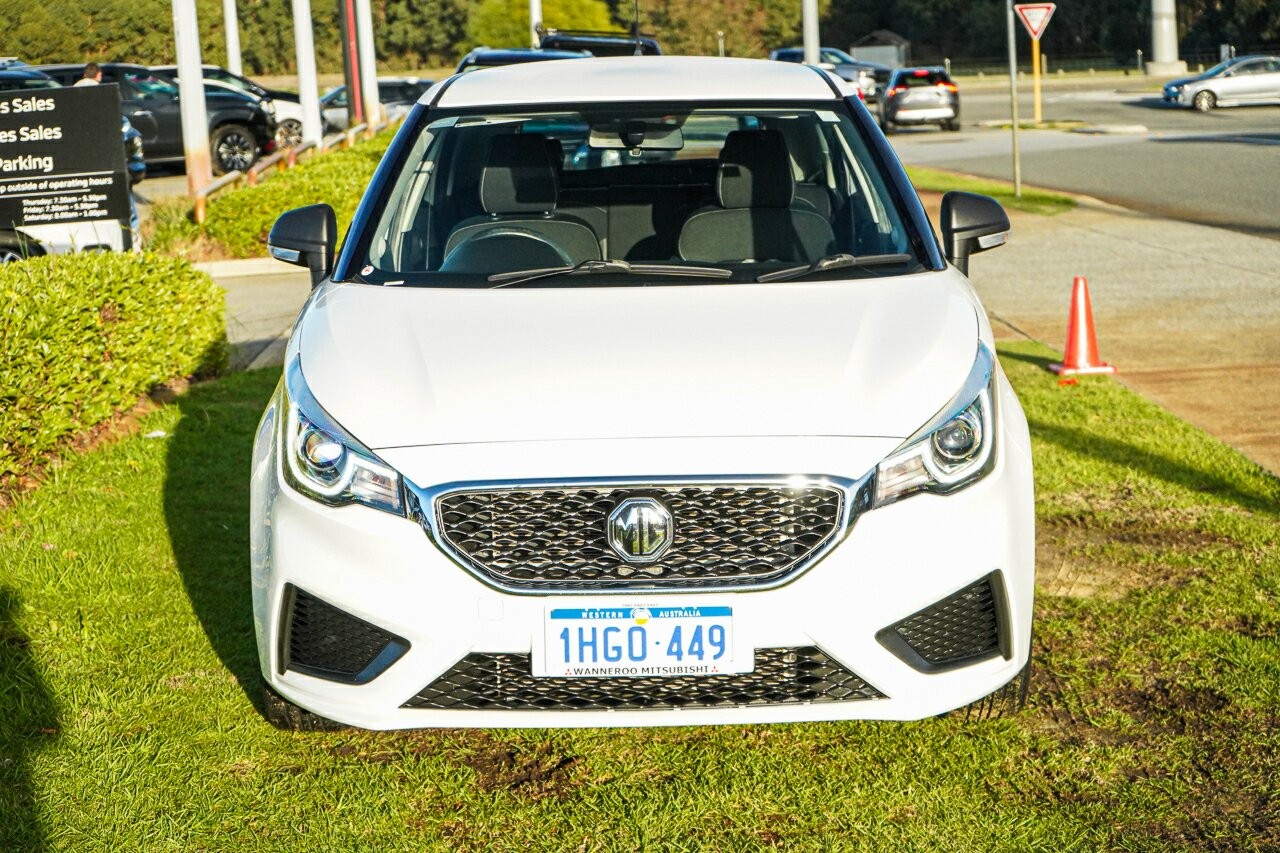 MG Mg3 image 3