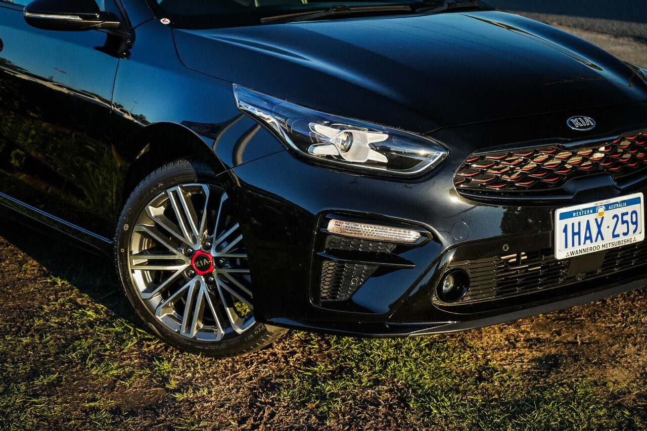 Kia Cerato image 2