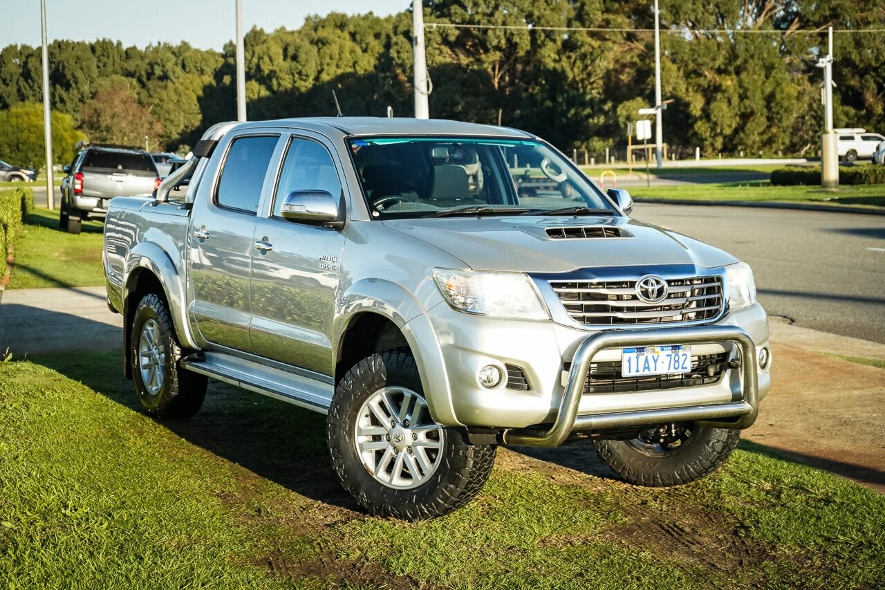 Toyota Hilux image 1