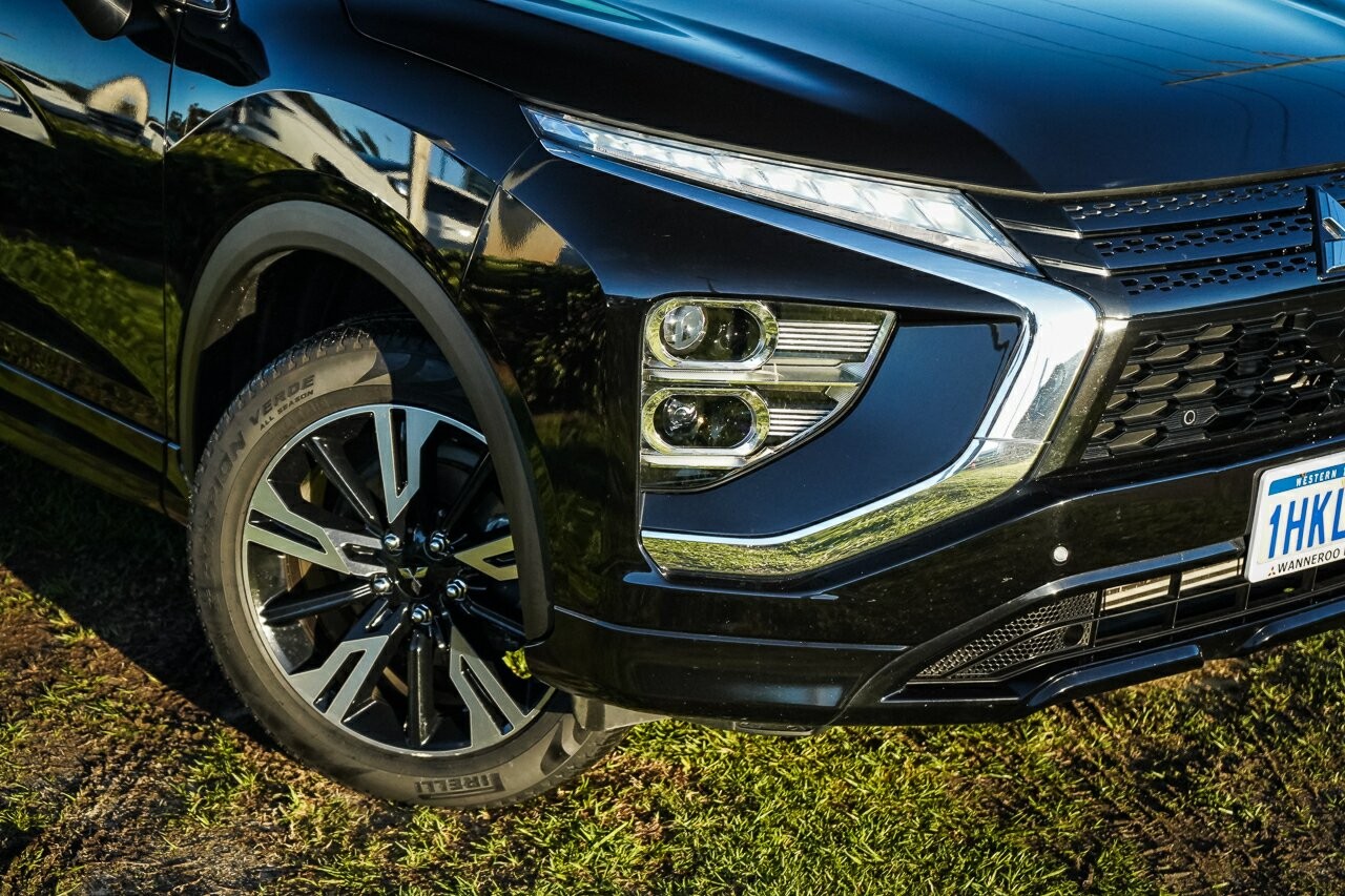 Mitsubishi Eclipse Cross image 2