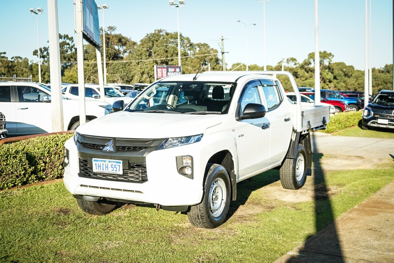 Mitsubishi Triton image 4
