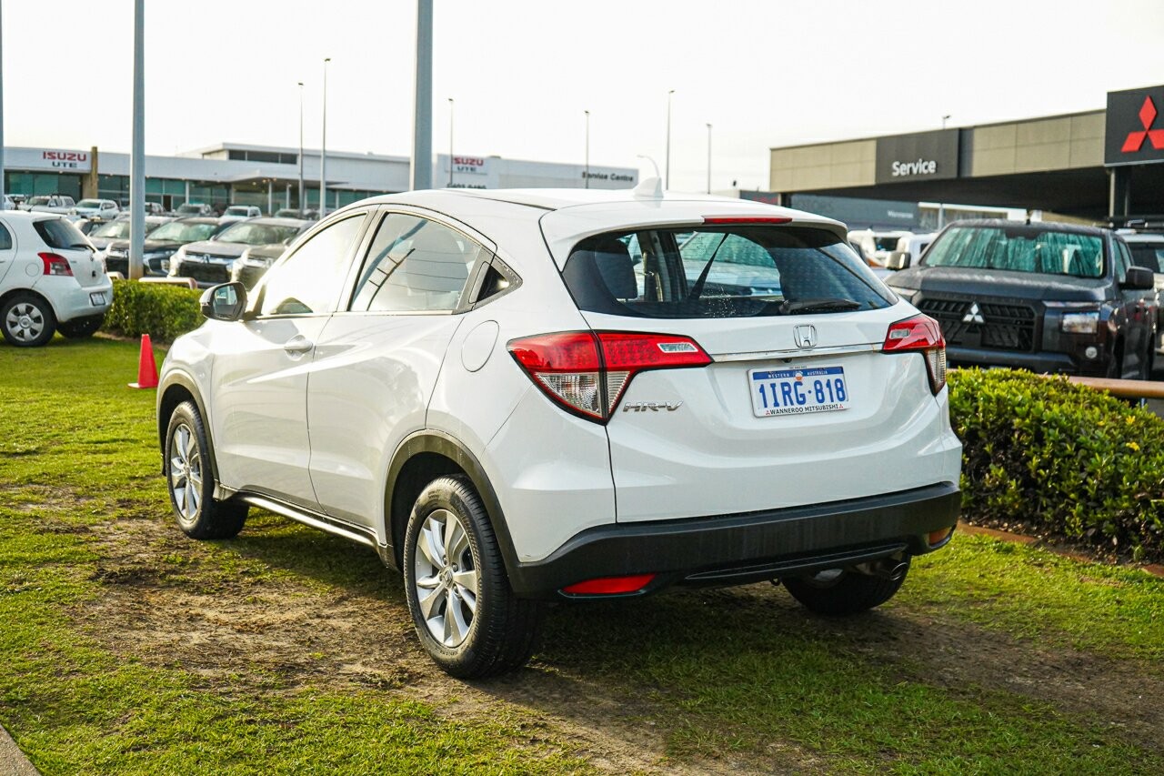 Honda Hr-v image 4