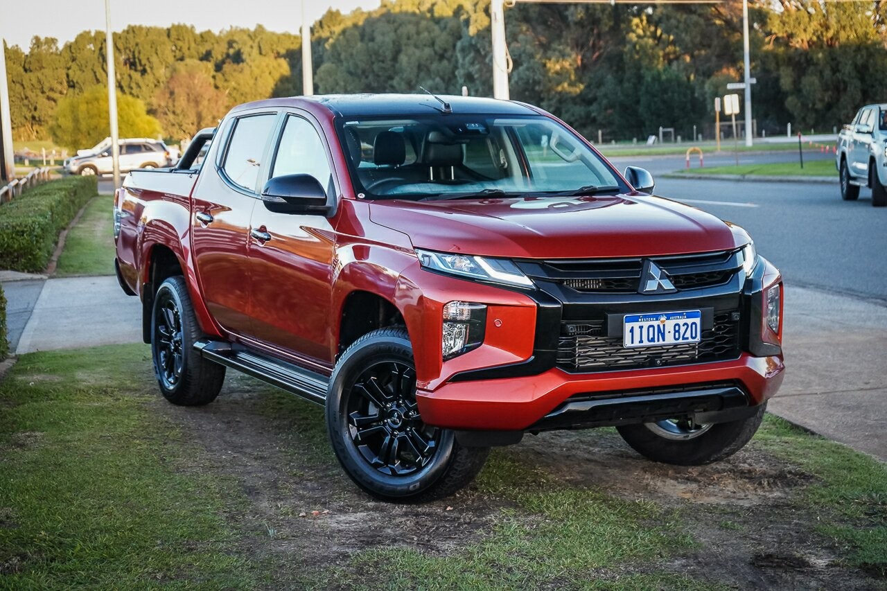 Mitsubishi Triton image 1
