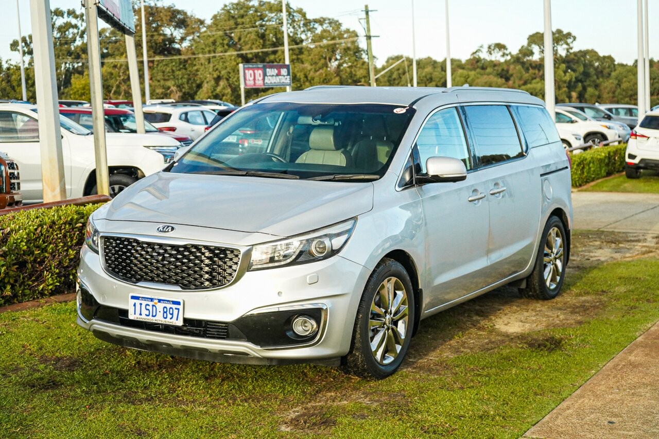 Kia Carnival image 4