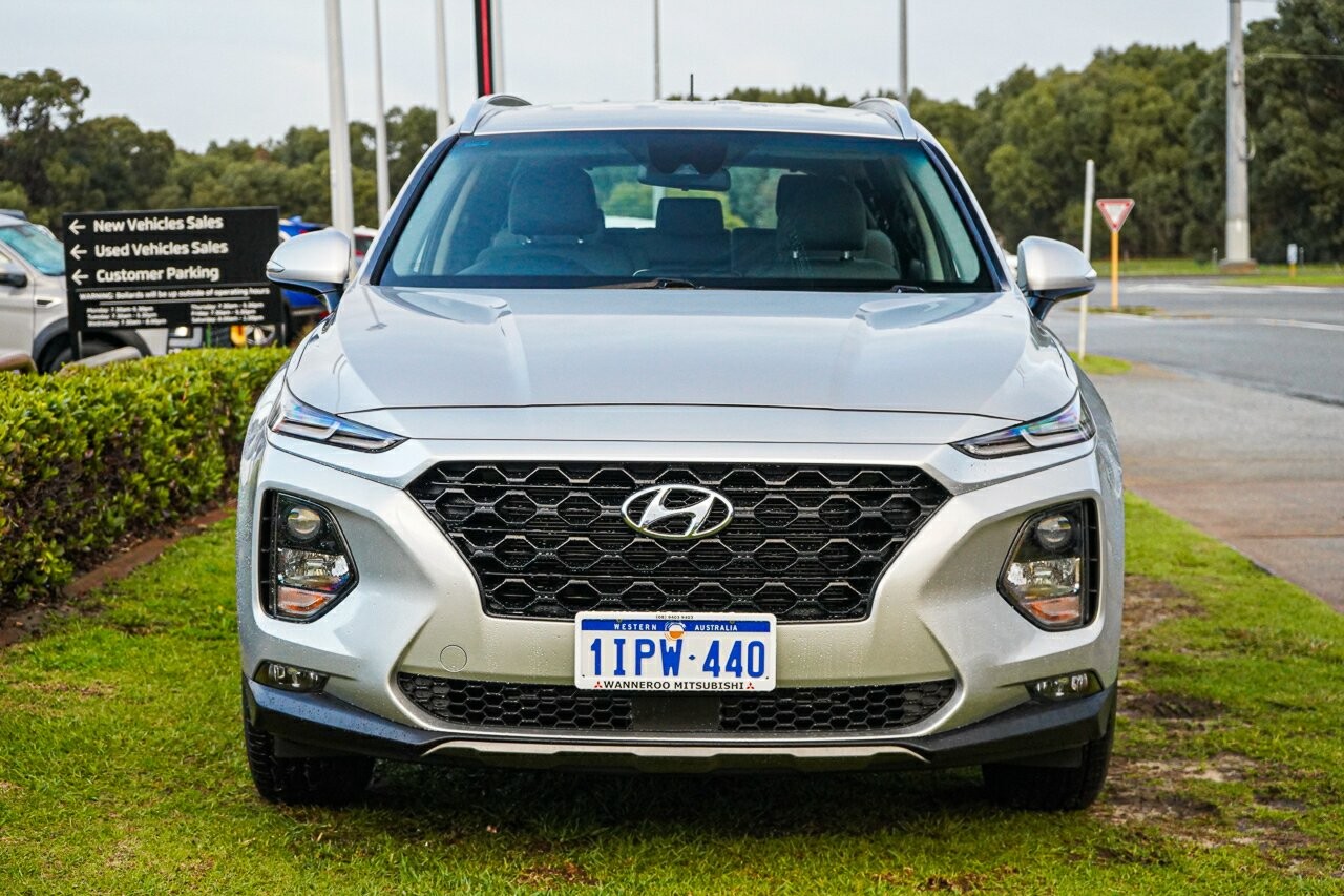 Hyundai Santa Fe image 2