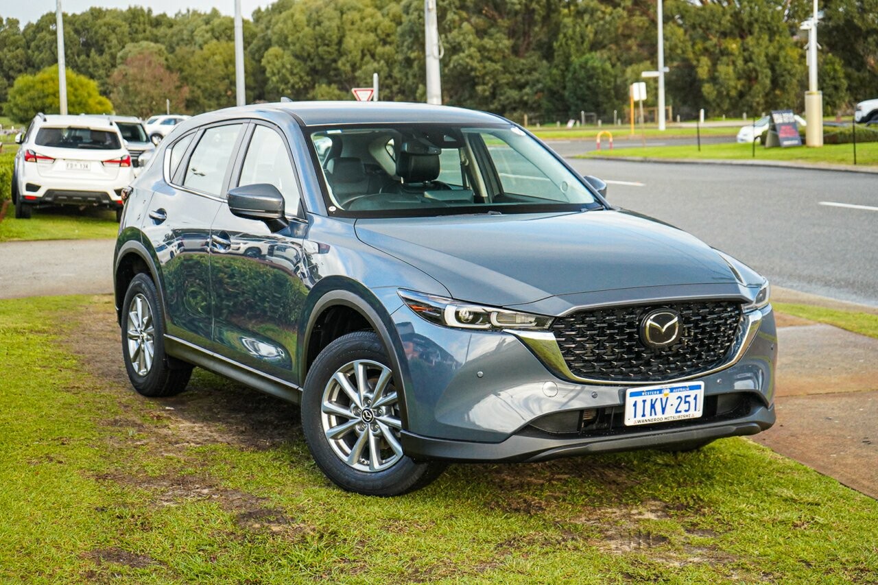 Mazda Cx-5 image 1