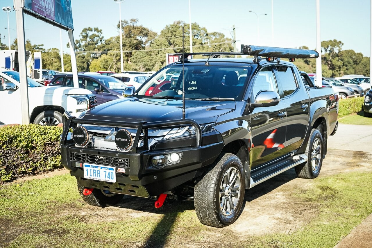 Mitsubishi Triton image 3