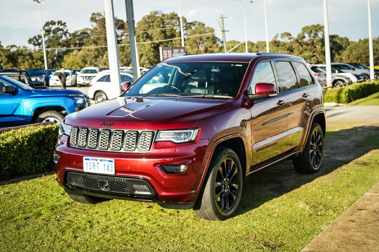 Jeep Grand Cherokee image 2