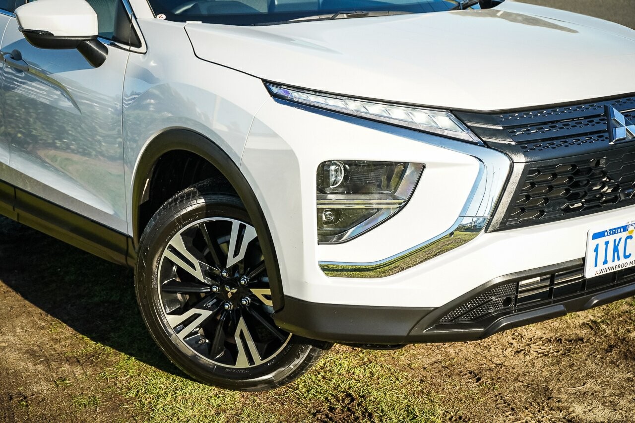 Mitsubishi Eclipse Cross image 2