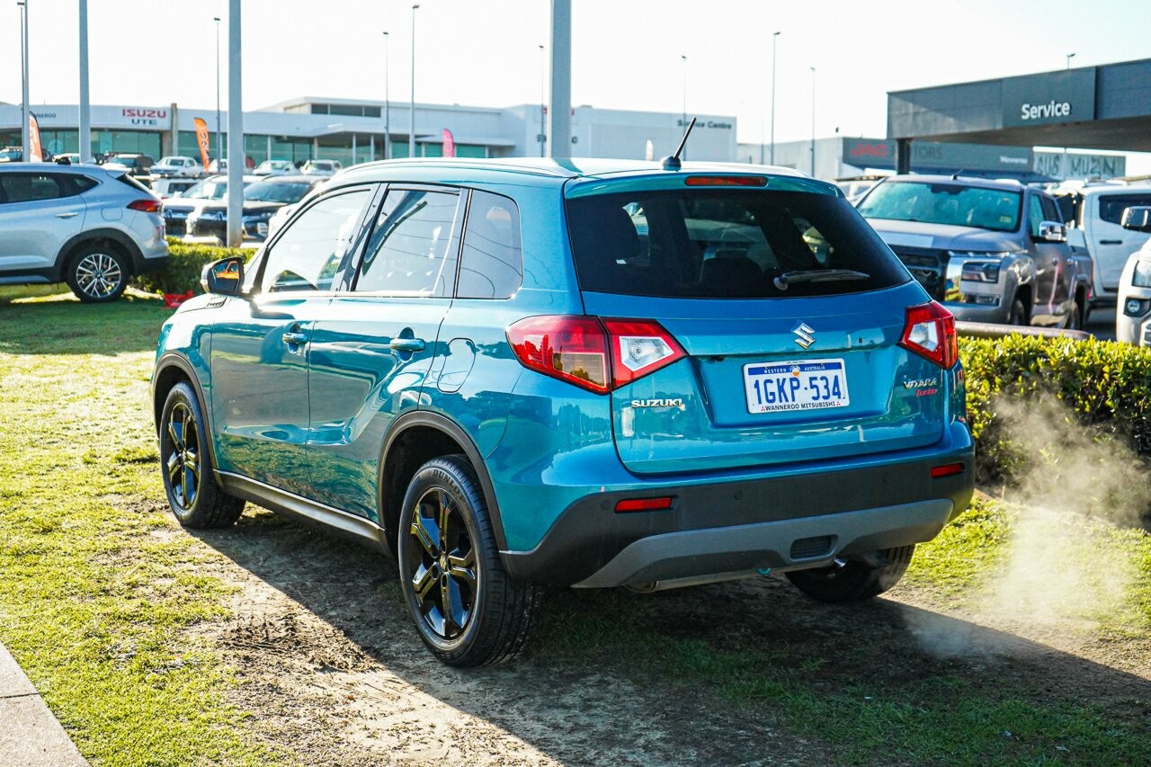 Suzuki Vitara image 4