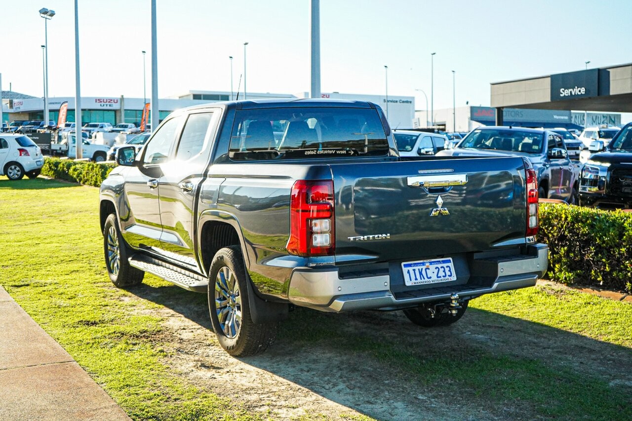 Mitsubishi Triton image 4
