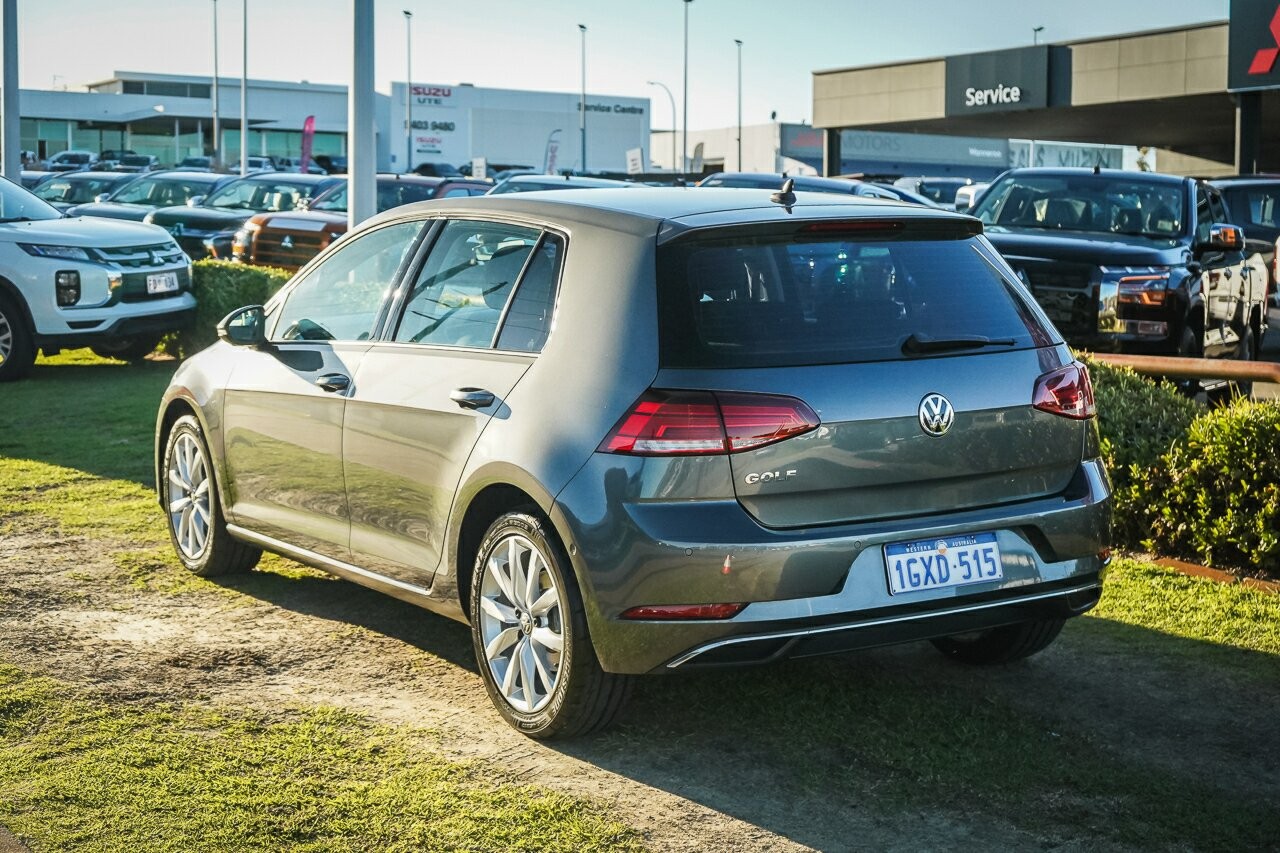 Volkswagen Golf image 3