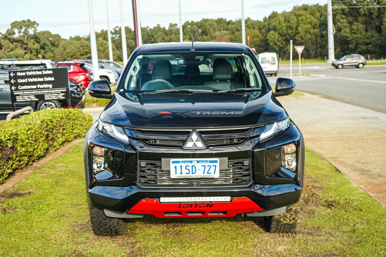 Mitsubishi Triton image 3