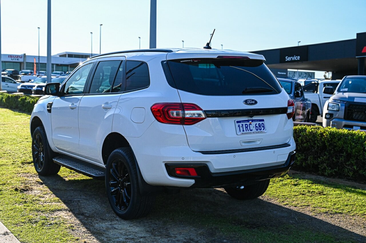 Ford Everest image 3