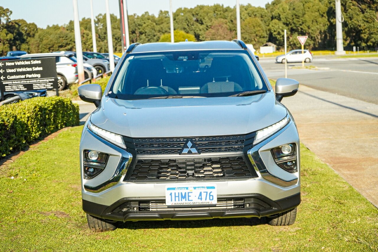 Mitsubishi Eclipse Cross image 2