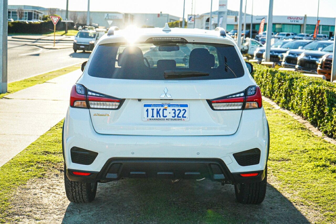 Mitsubishi Asx image 4