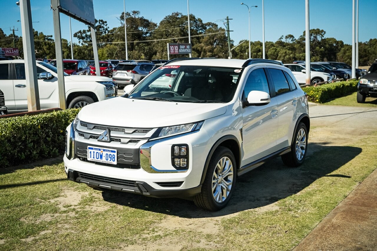Mitsubishi Asx image 1
