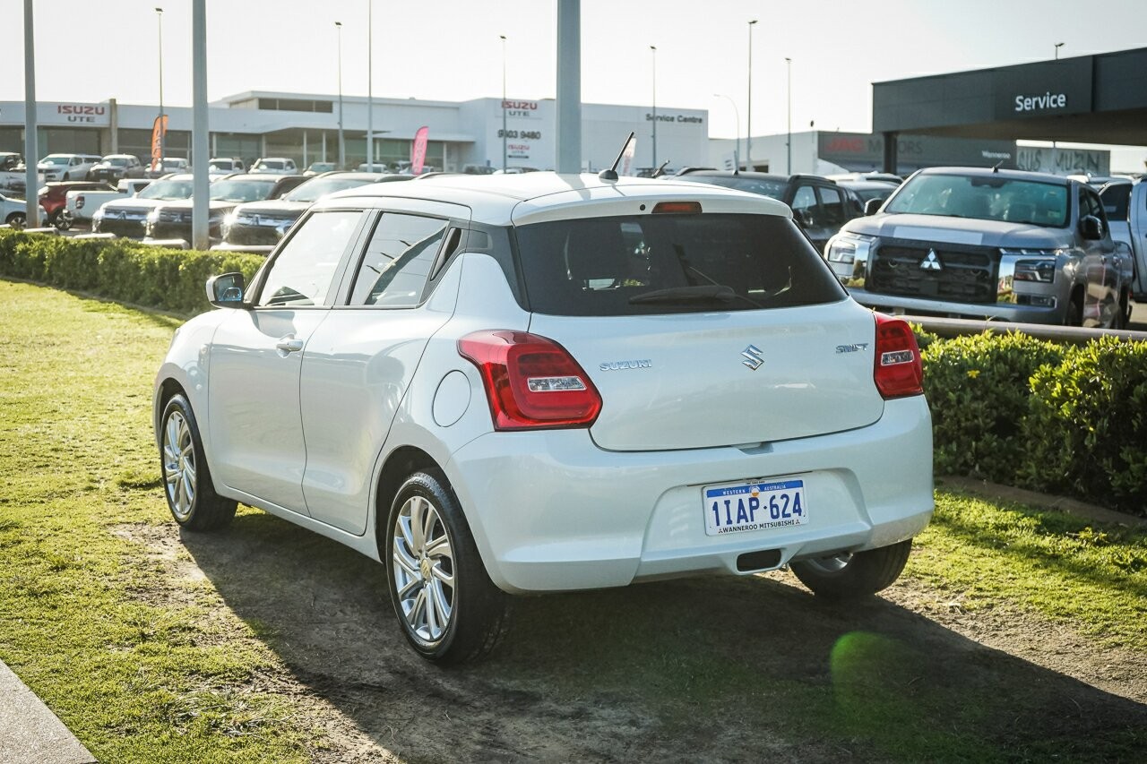 Suzuki Swift image 2