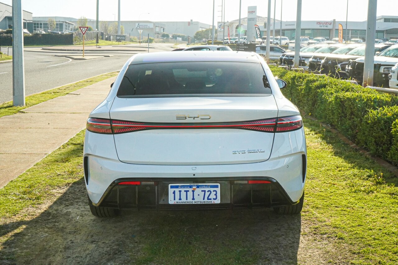 Byd Seal image 3