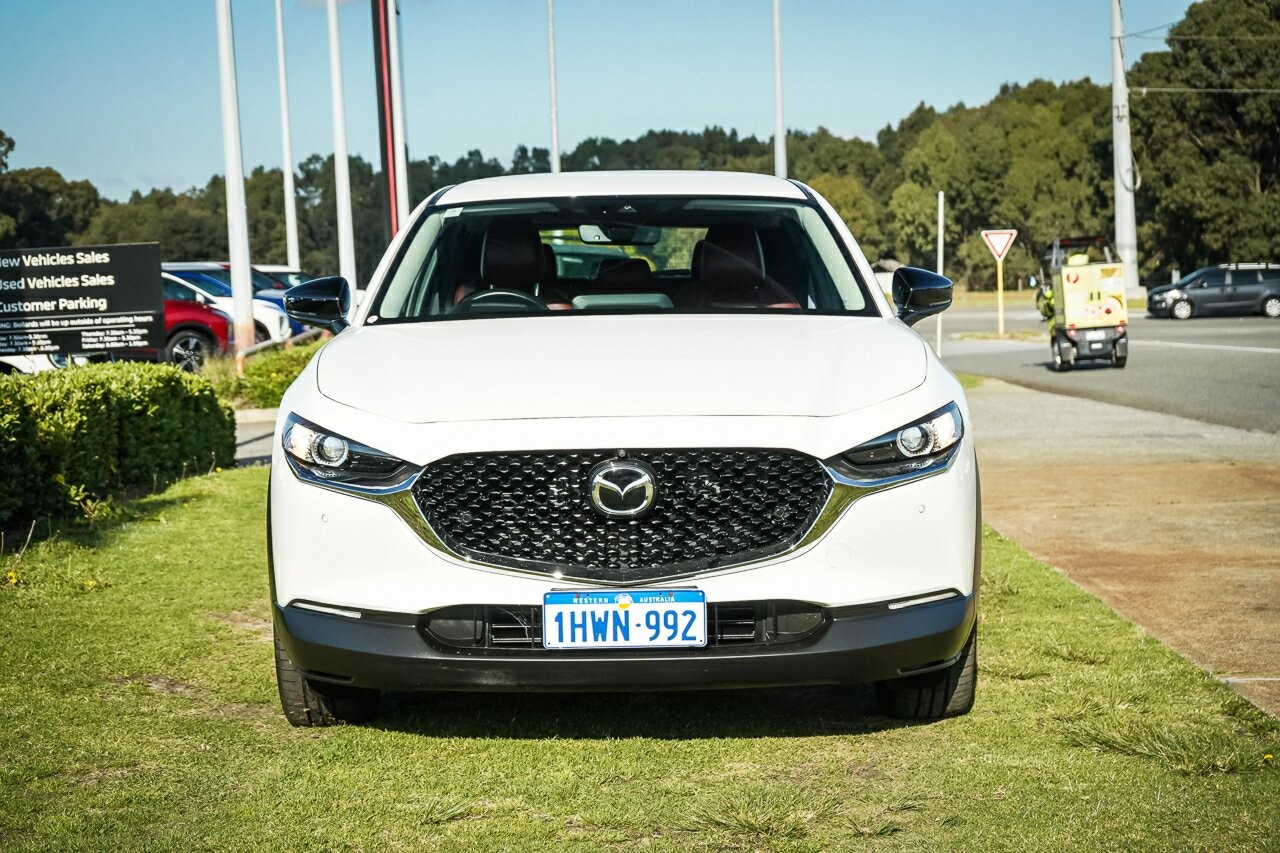 Mazda Cx-30 image 2