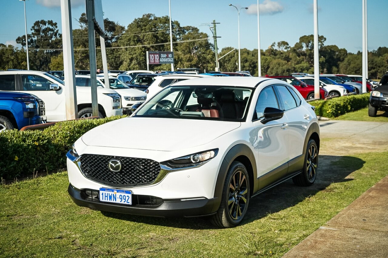 Mazda Cx-30 image 3