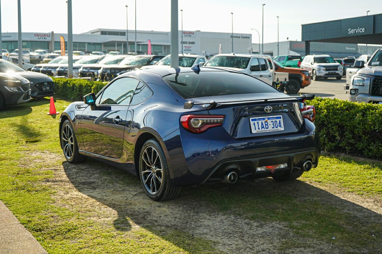 Toyota 86 image 3